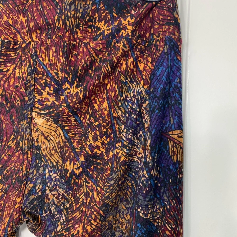 EUC Lularoe women’s leaf feather print‎ soft patterned multicolor leggings M/L